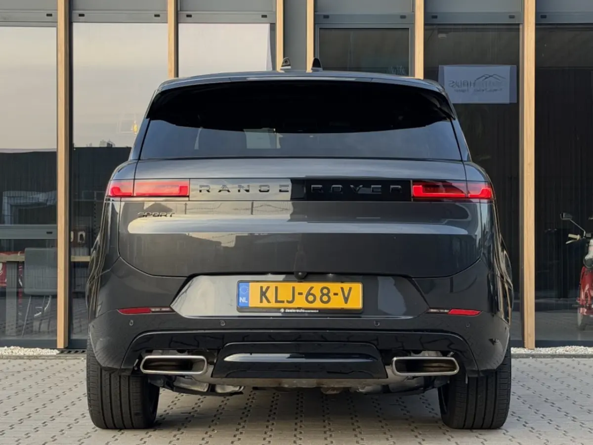 P550e Autobiography | Black Pack | Meridian Surround 3D | Trekha