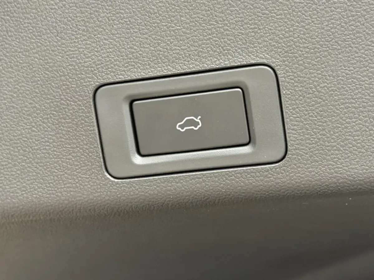 7 1.5 GDI SHS-P Exclusive | Schuif/kantel-dak | Stoelverwarming/ve