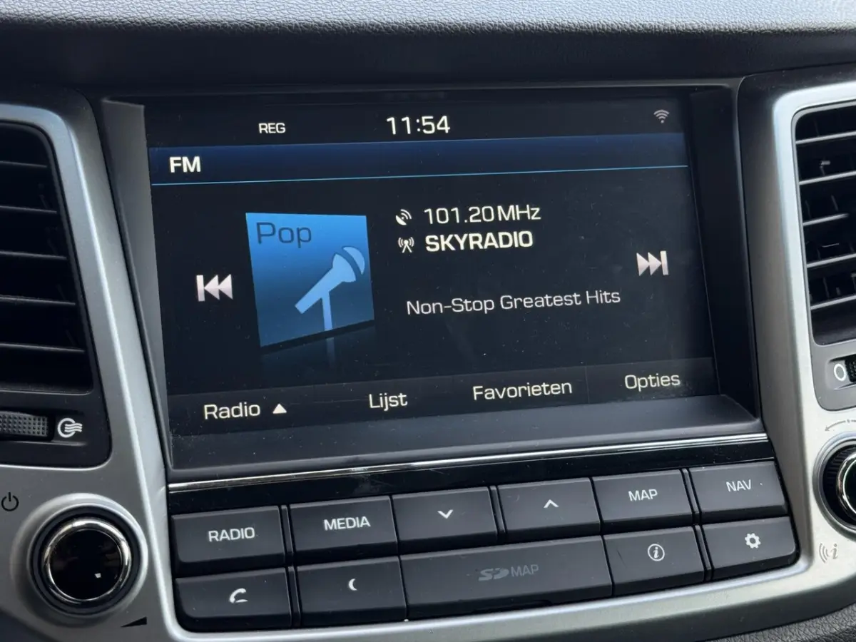 1.6 T-GDi Comfort 4WD PARKEERCAMERA | NAVI | TREKHAAK 177 PK