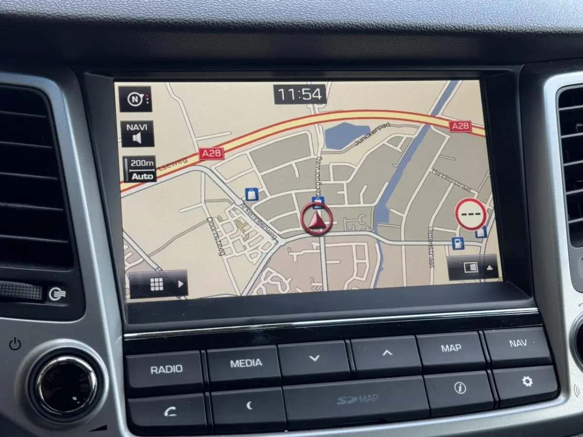 1.6 T-GDi Comfort 4WD PARKEERCAMERA | NAVI | TREKHAAK 177 PK
