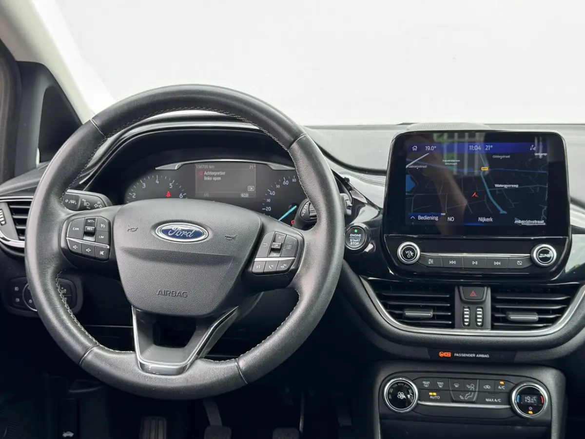1.0 EcoBoost Titanium NL-AUTO | CAMERA | NAVI | CARPLAY