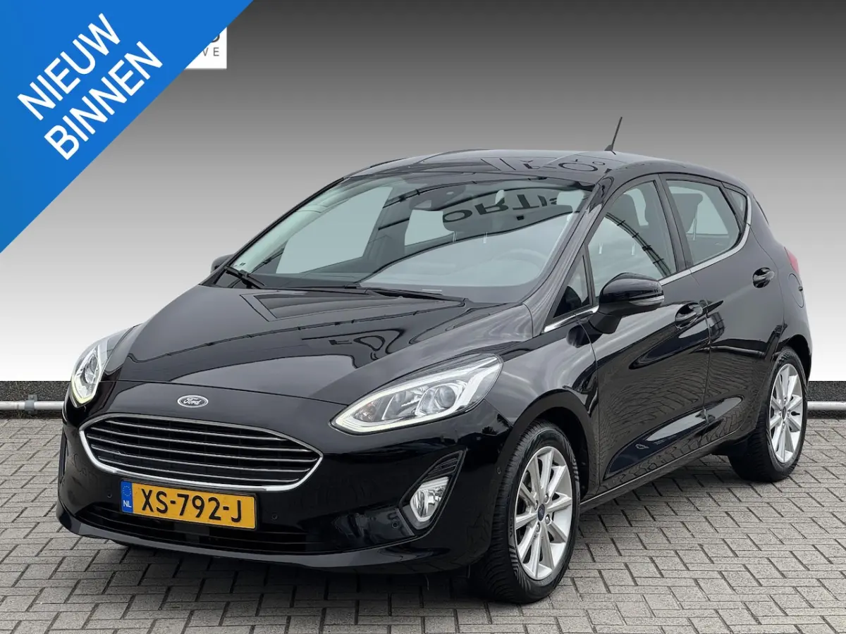 1.0 EcoBoost Titanium NL-AUTO | CAMERA | NAVI | CARPLAY
