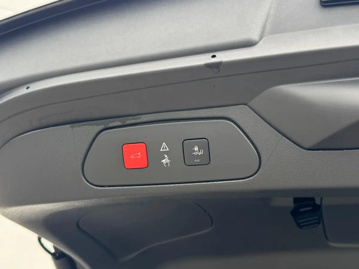 1.2 Turbo Innovation NL-AUTO | NAVI | CARPLAY