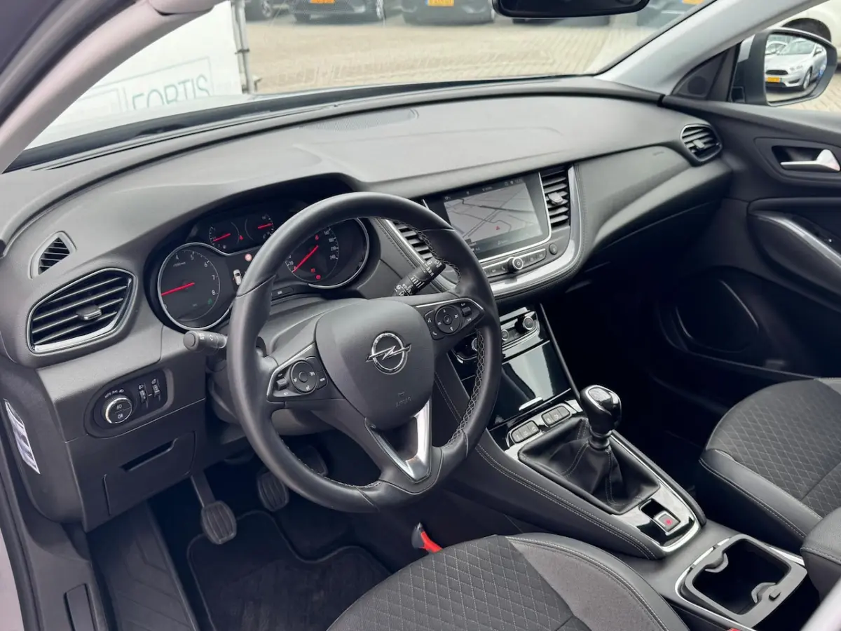 1.2 Turbo Innovation NL-AUTO | NAVI | CARPLAY