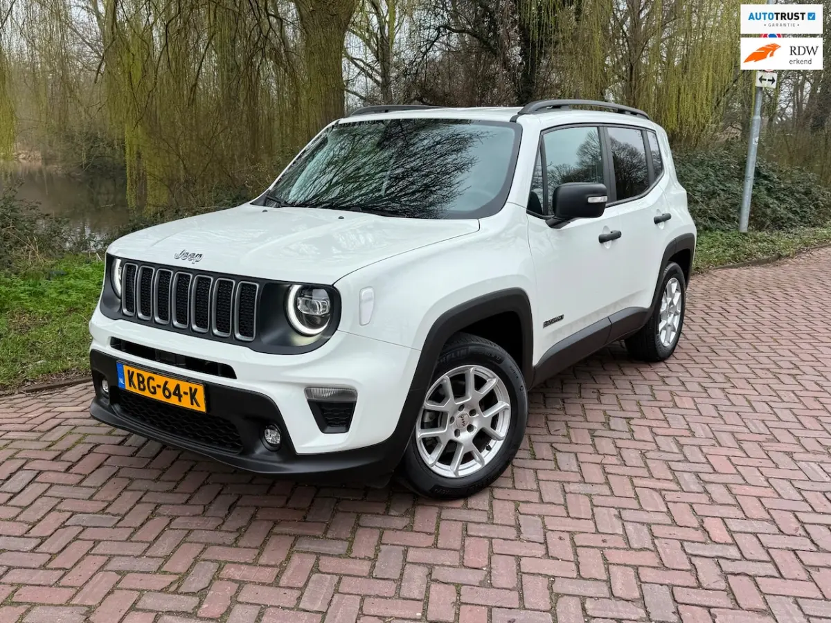 1.5T e-Hybrid Longitude aut. 1 Eig. B.j.5-2024 15000km Led Verl. Camera