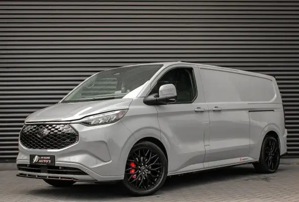 340 L2H1 Limited 71kWh 218PK / JB- EDITON / CAMERA / 370KM RANGE / APPLE CARPLAY /DRIVERS-