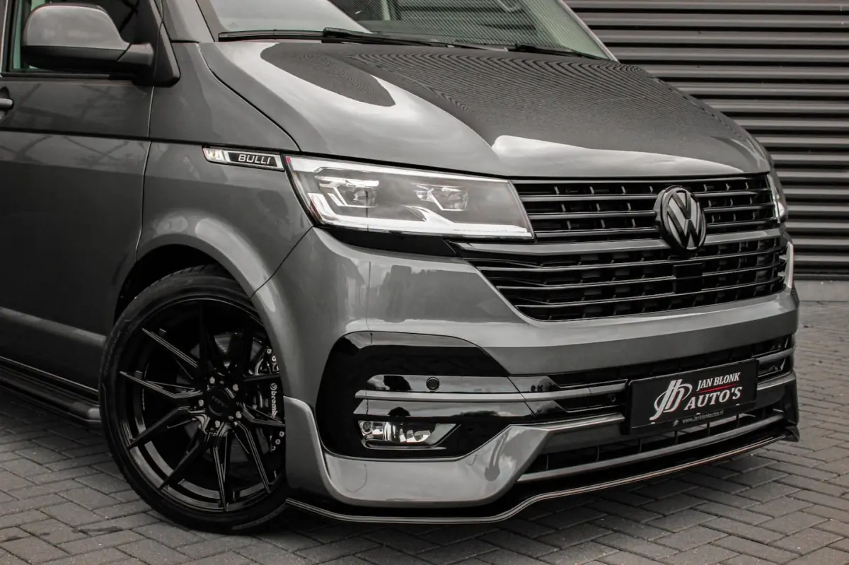 2.0 TDI L2H1 150PK BULLI DC DUBBEL CABINE / LEIGHTONVANS BODYKIT / FULL OPTINS / LEDER / F