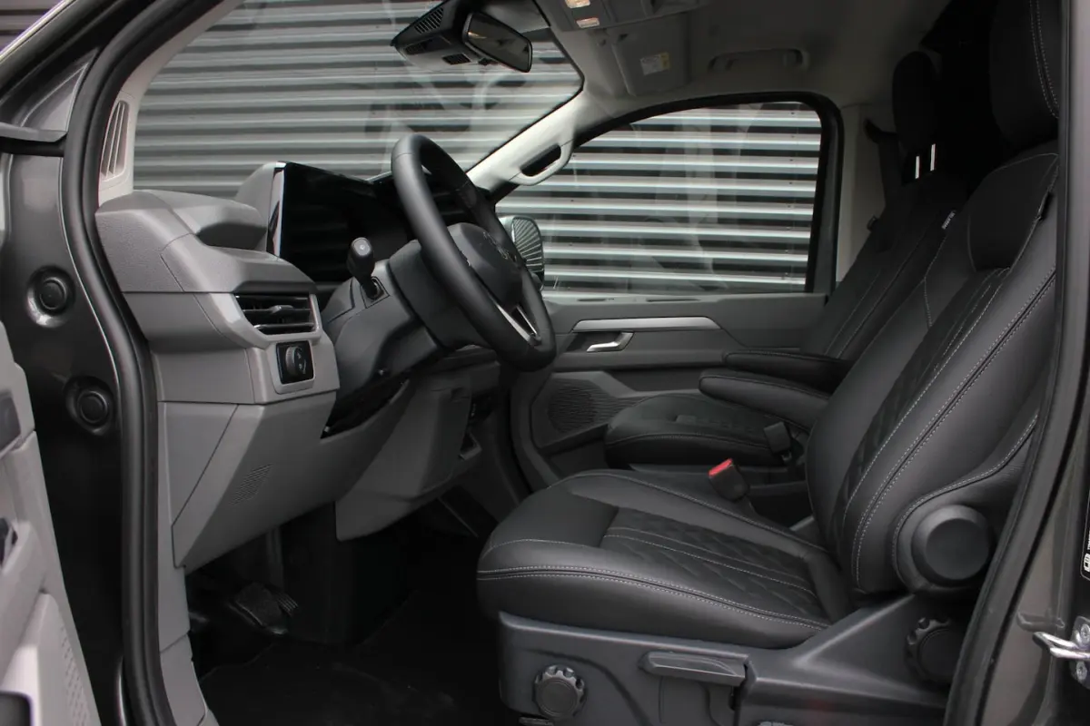 34 L2H1 64kWh 218PK / JB- EDITON / 325KM WLTP RANGE / APPLE CARPLAY / DRIVERS- PACK / FULL