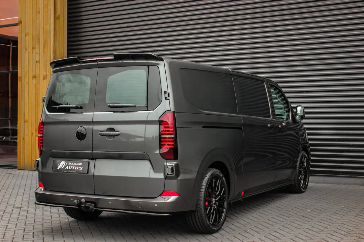 34 L2H1 64kWh 218PK / JB- EDITON / 325KM WLTP RANGE / APPLE CARPLAY / DRIVERS- PACK / FULL
