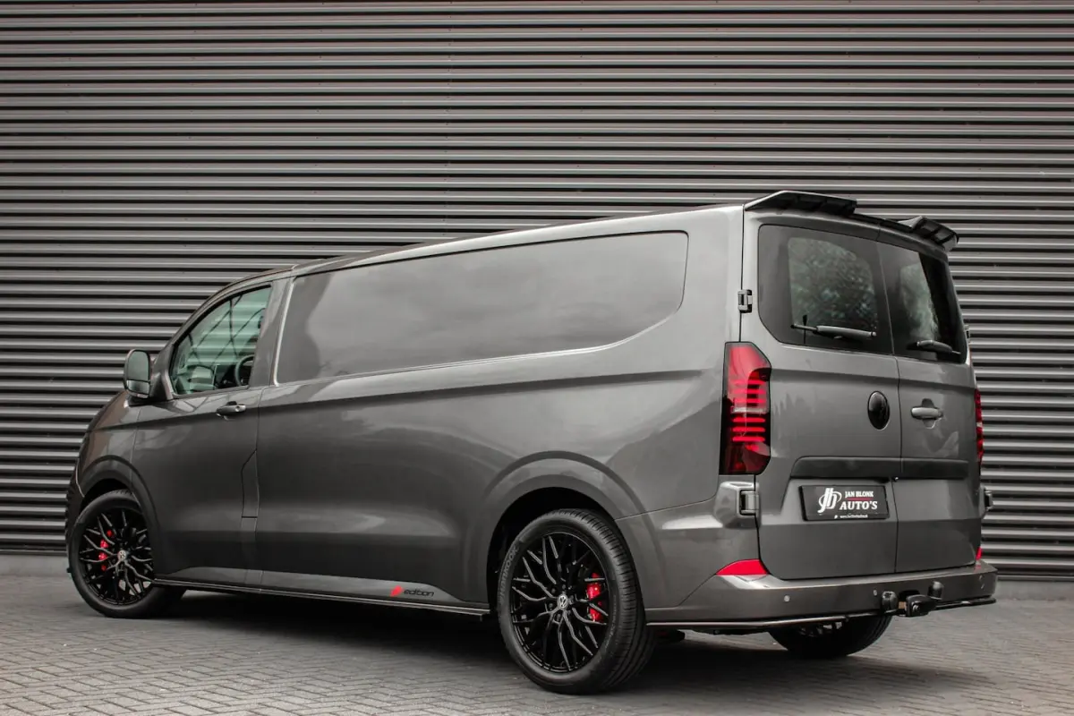 34 L2H1 64kWh 218PK / JB- EDITON / 325KM WLTP RANGE / APPLE CARPLAY / DRIVERS- PACK / FULL