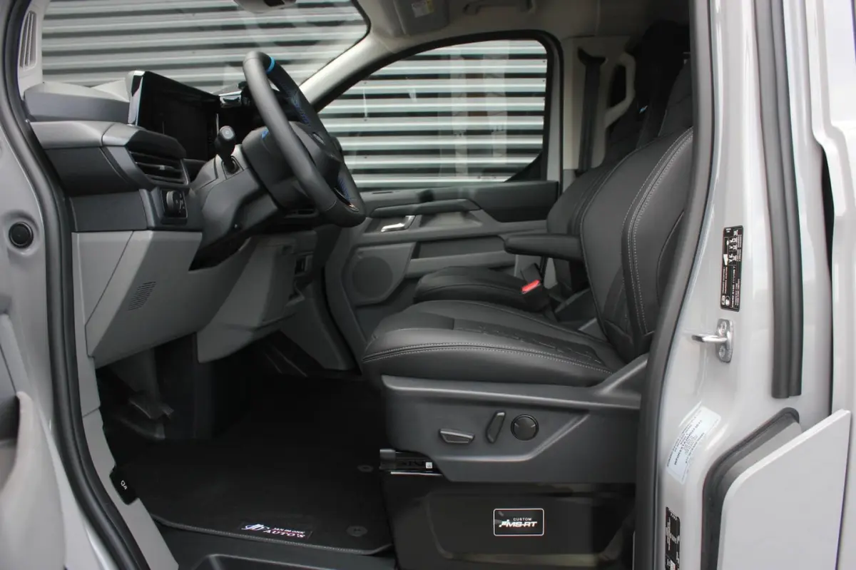 320 2.0 TDCI L2H1 MSRT DC DUBBEL CABINE MEGA LAGE BIJTELLING / KUIPSTOELEN / DIRECT RIJDEN