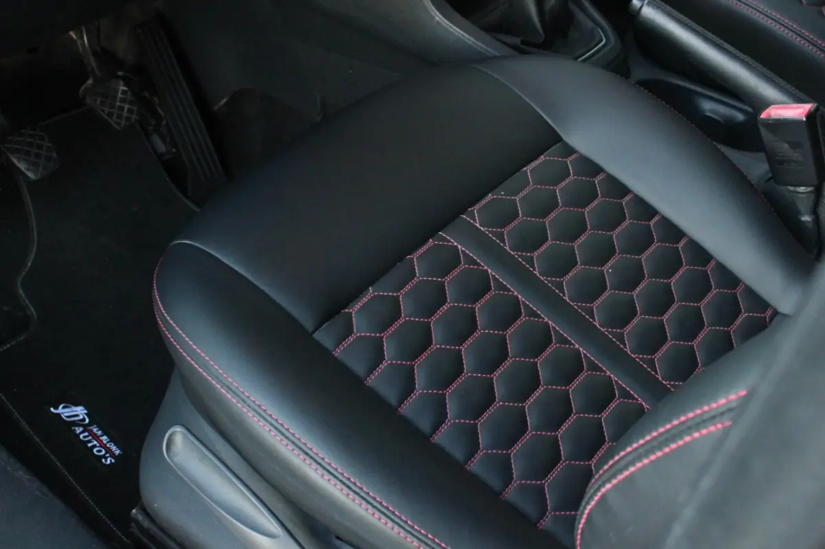 2.0 TDI MARGE 4Motion 122PK / FULL OPTIONS / LEDER INTERIEUR / R- LINE / ELEK- PAKKET / AP