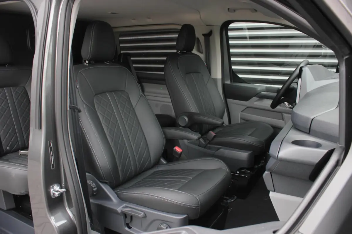 2.0 TDCI L2H1 170PK Limited DC / DUBBEL CABINE / JB- EDITION / DRIVER ASSISTANCE PACK / 3-