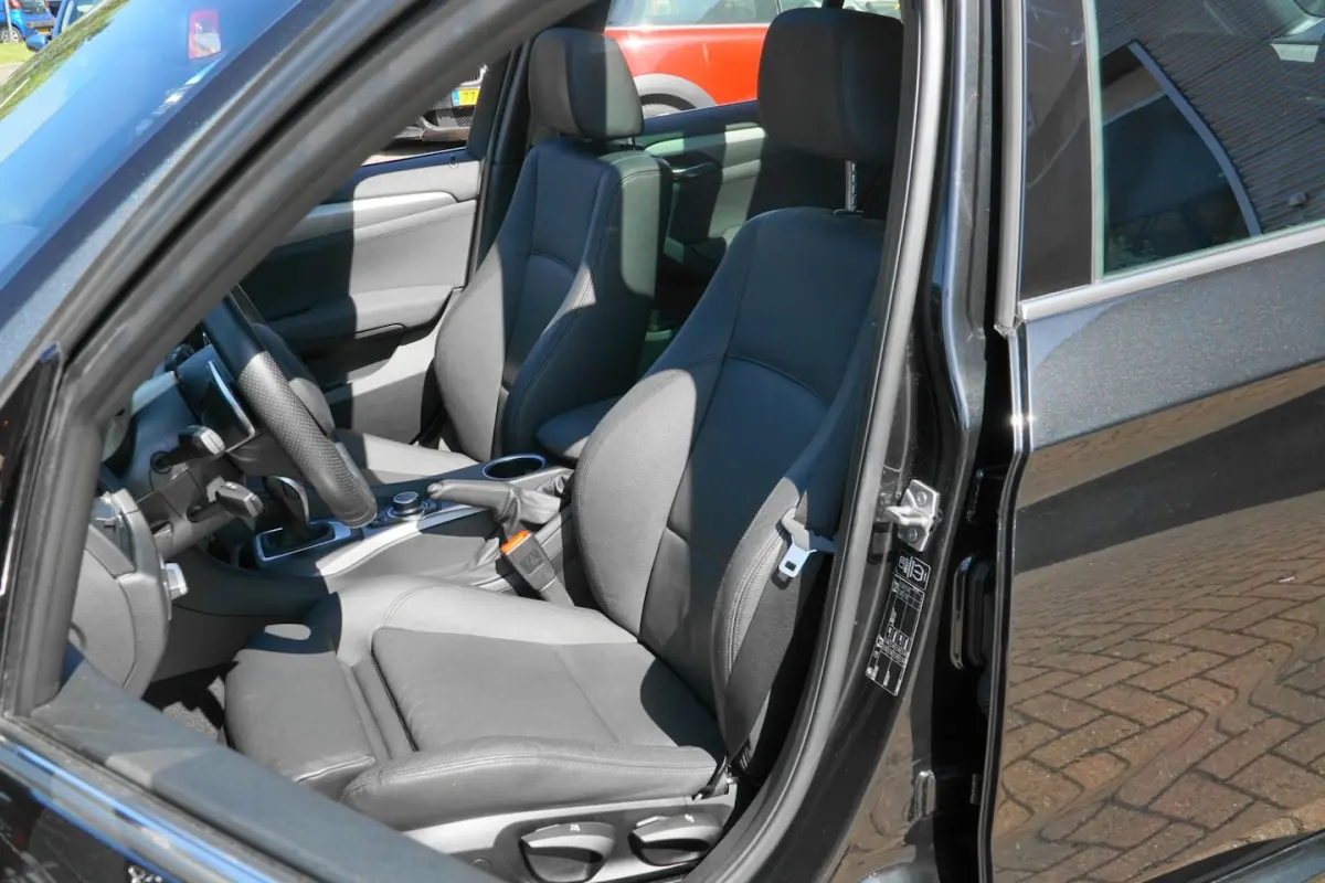 SDrive20i 1STE EIGENAAR M-SPORT PANO