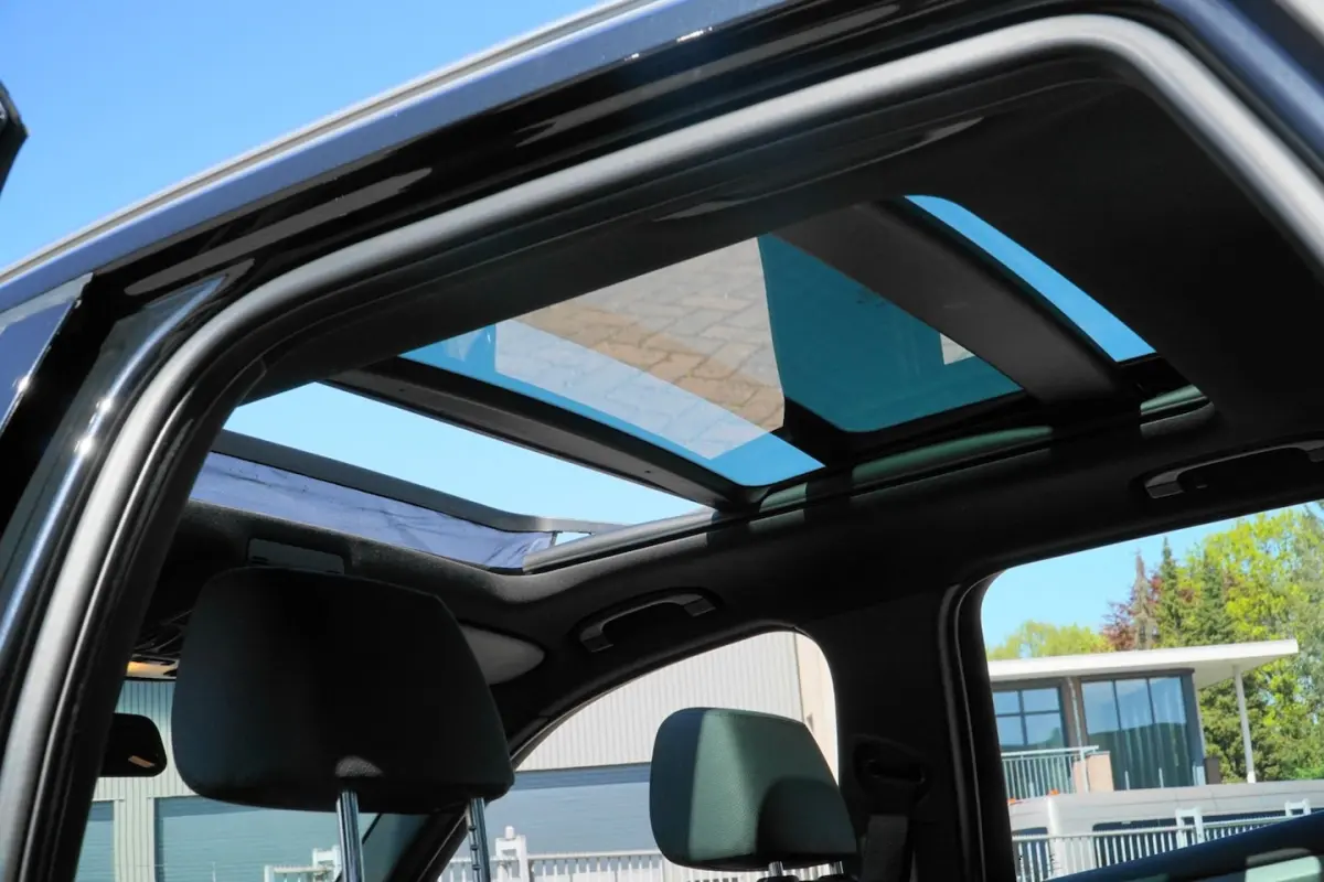 SDrive20i 1STE EIGENAAR M-SPORT PANO