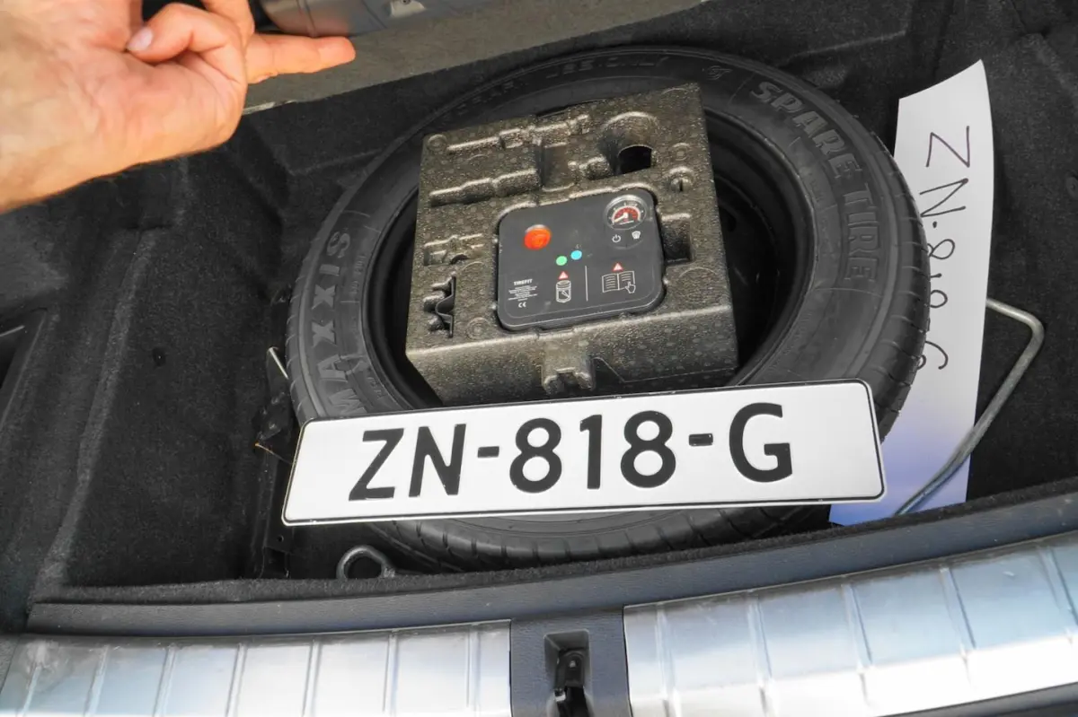 SDrive18d PANO LEDER HEAD-UP