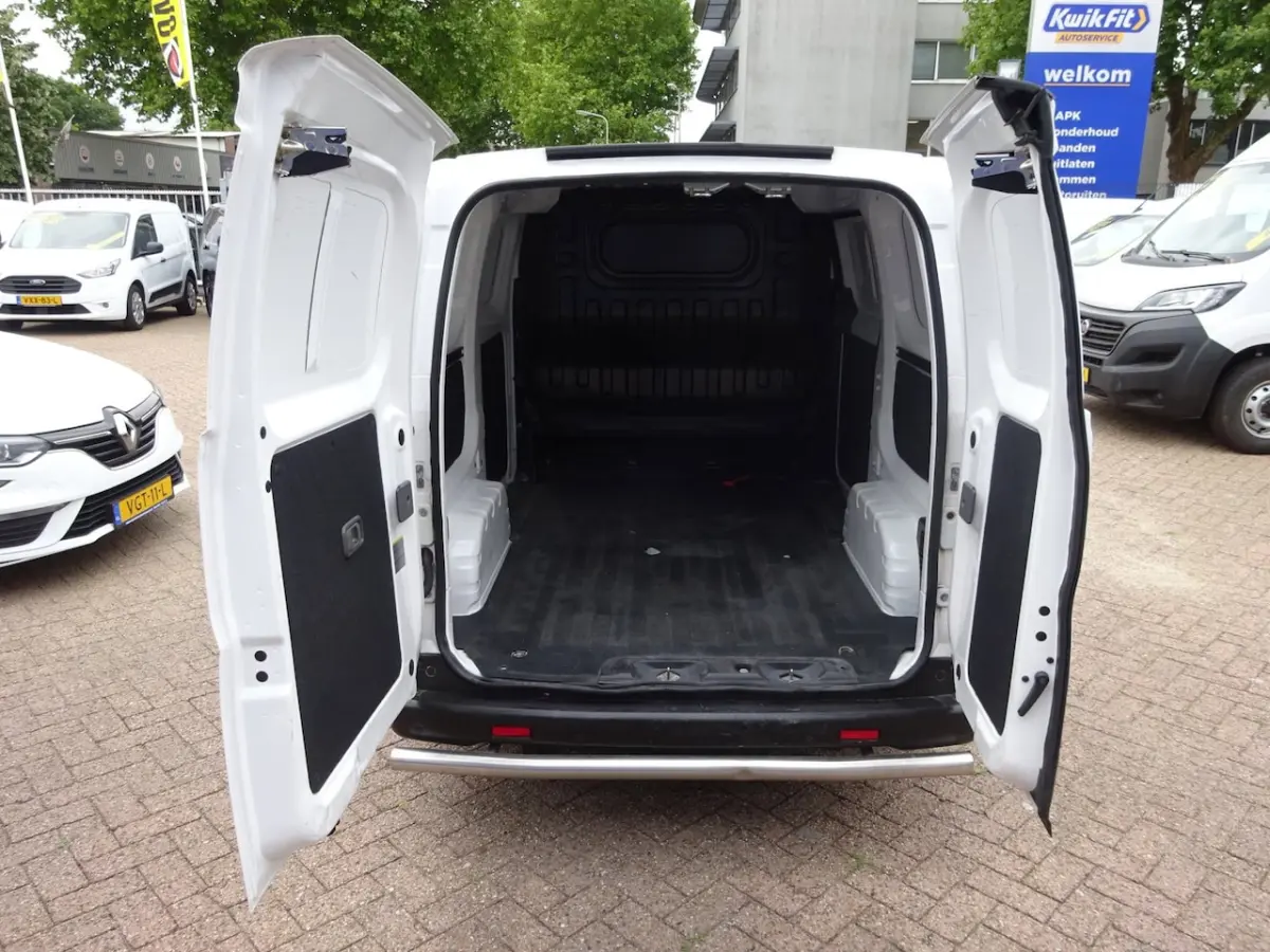 Business 40 kWh 2.ZERO S.O.H 90% ( Grotere accu ) AIRCO NAVIGATIE
