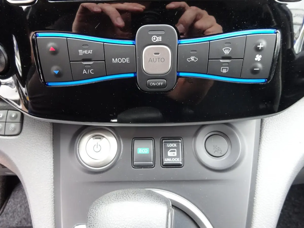 Business 40 kWh 2.ZERO S.O.H 90% ( Grotere accu ) AIRCO NAVIGATIE