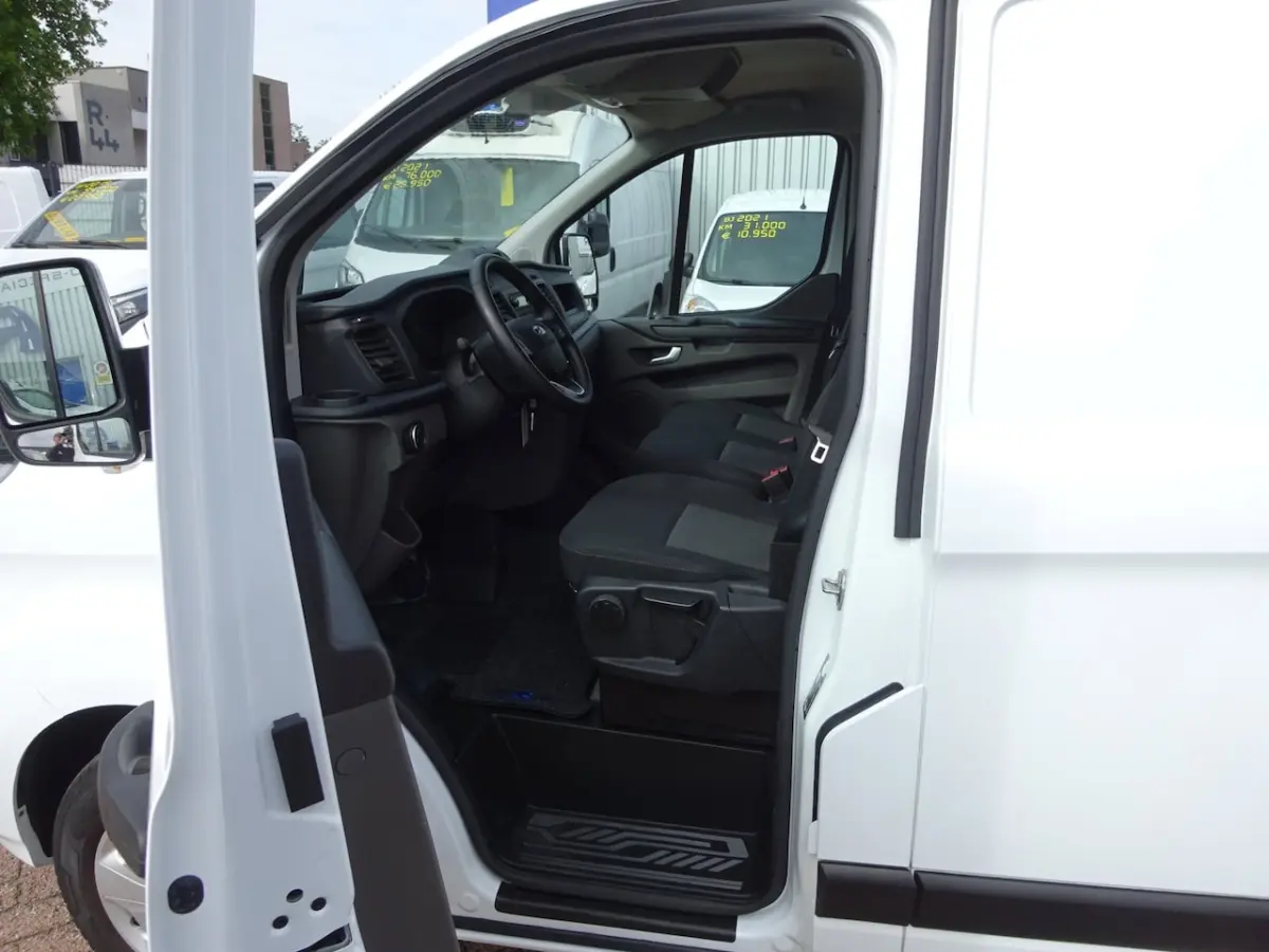 300 2.0 TDCI L2H1 Limited AIRCO CRUISE CONTROL 3 ZITPLAATSEN