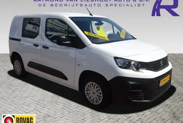 1.2 PureTech Pro BENZINE AIRCO NAVI CRUISE CONTROL PDC SCHUIFDEUR