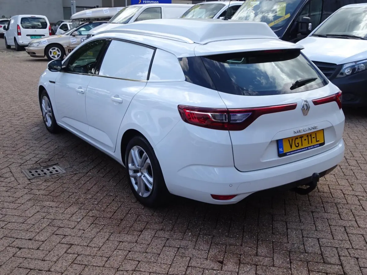 VAN 1.5 DCI 116 PK AIRCO NAVI Laadruimte inrichting