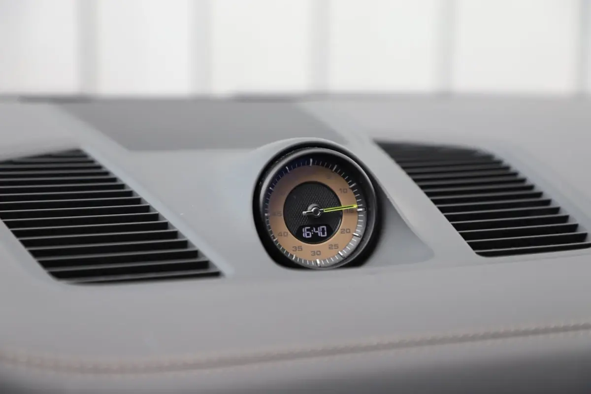 3.0 E-Hybrid | 462PK | Luchtvering | 4W-Sturing | Head-up | Keyless-go | Matrix-led | Bose