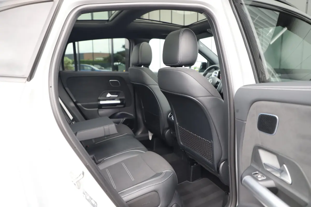 250e AMG | 218PK | Head-up | Burmester | Pano | Keyless-go | Stuurwielverw. | Sfeerverlich