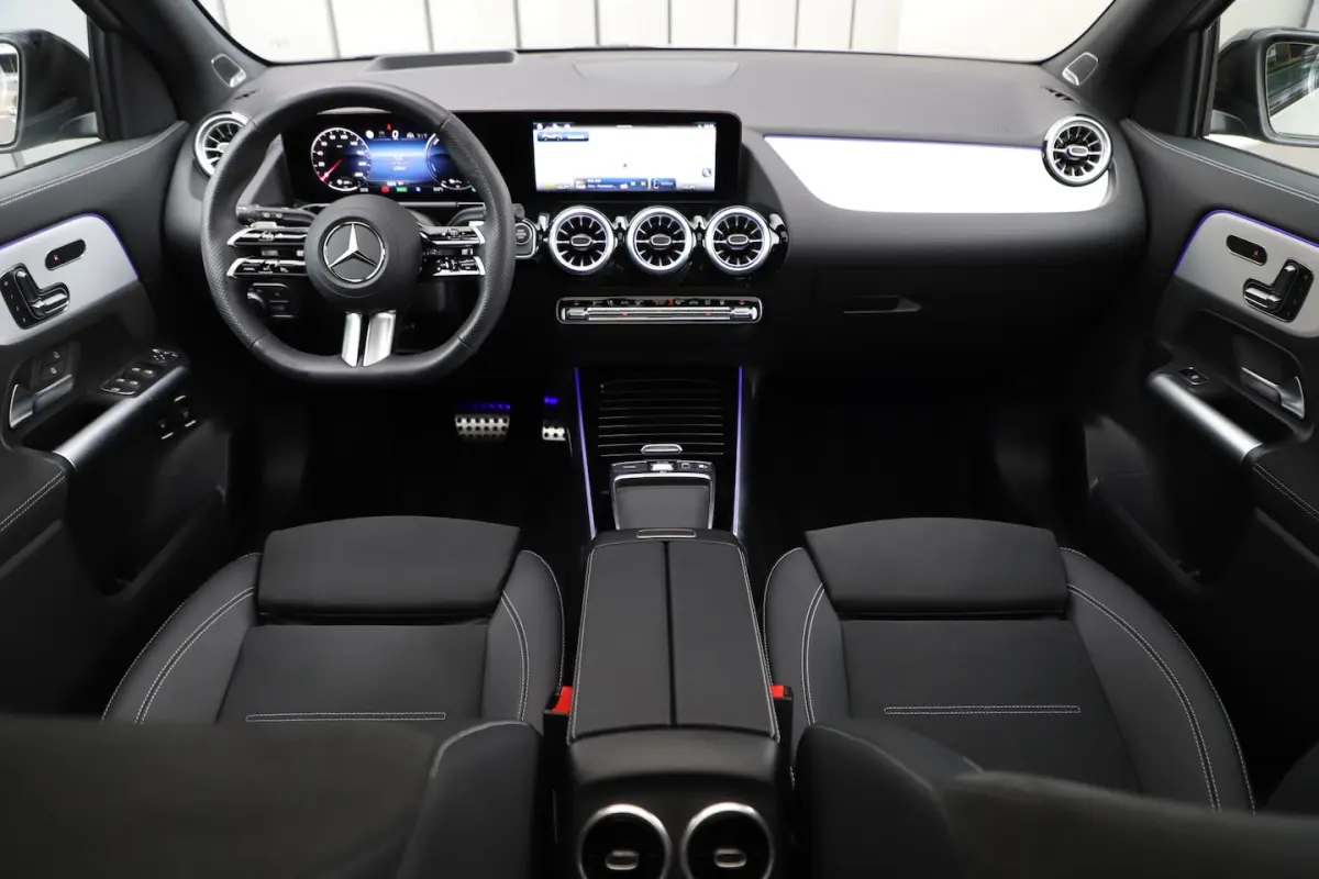 250e AMG | 218PK | Head-up | Burmester | Pano | Keyless-go | Stuurwielverw. | Sfeerverlich
