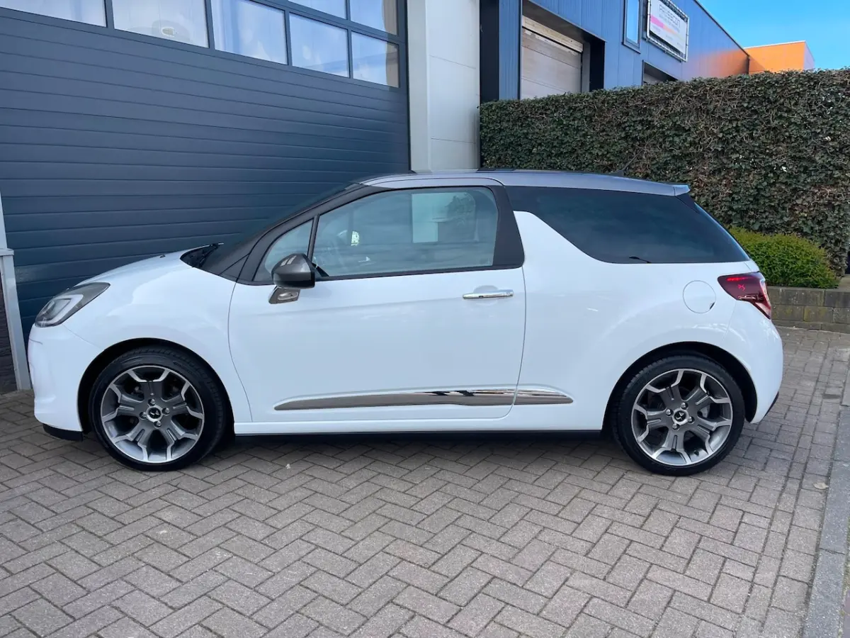 3 1.2 PureTech So Chic/Automaat/Navi/Climate-c/Cruise-c/Pdc/Volledig onderhouden