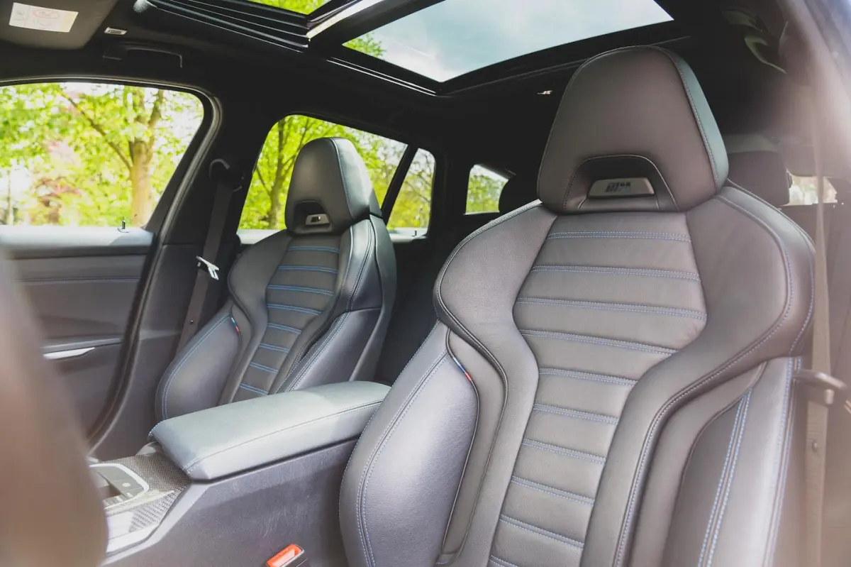 320i High Executive TREKHAAK | PANO | KUIPSTOELEN | CARBON | ADAPTIVE | MEMORY | LASER
