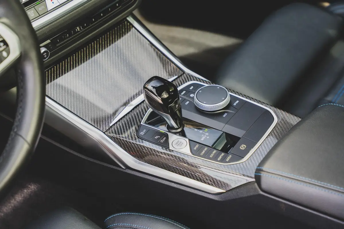 320i High Executive TREKHAAK | PANO | KUIPSTOELEN | CARBON | ADAPTIVE | MEMORY | LASER