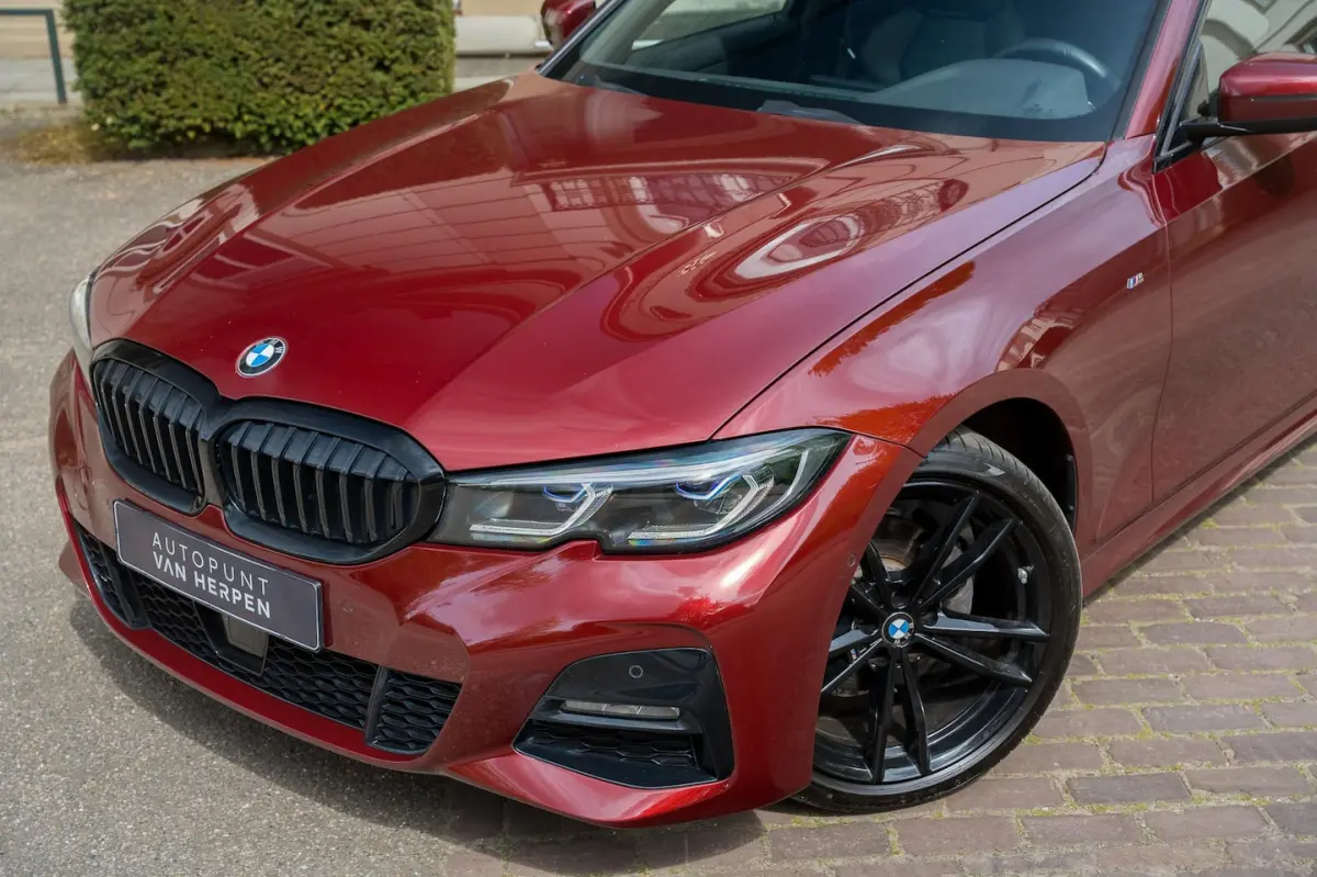 320i High Executive TREKHAAK | PANO | KUIPSTOELEN | CARBON | ADAPTIVE | MEMORY | LASER