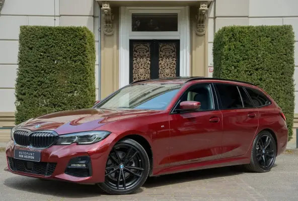 320i High Executive TREKHAAK | PANO | KUIPSTOELEN | CARBON | ADAPTIVE | MEMORY | LASER