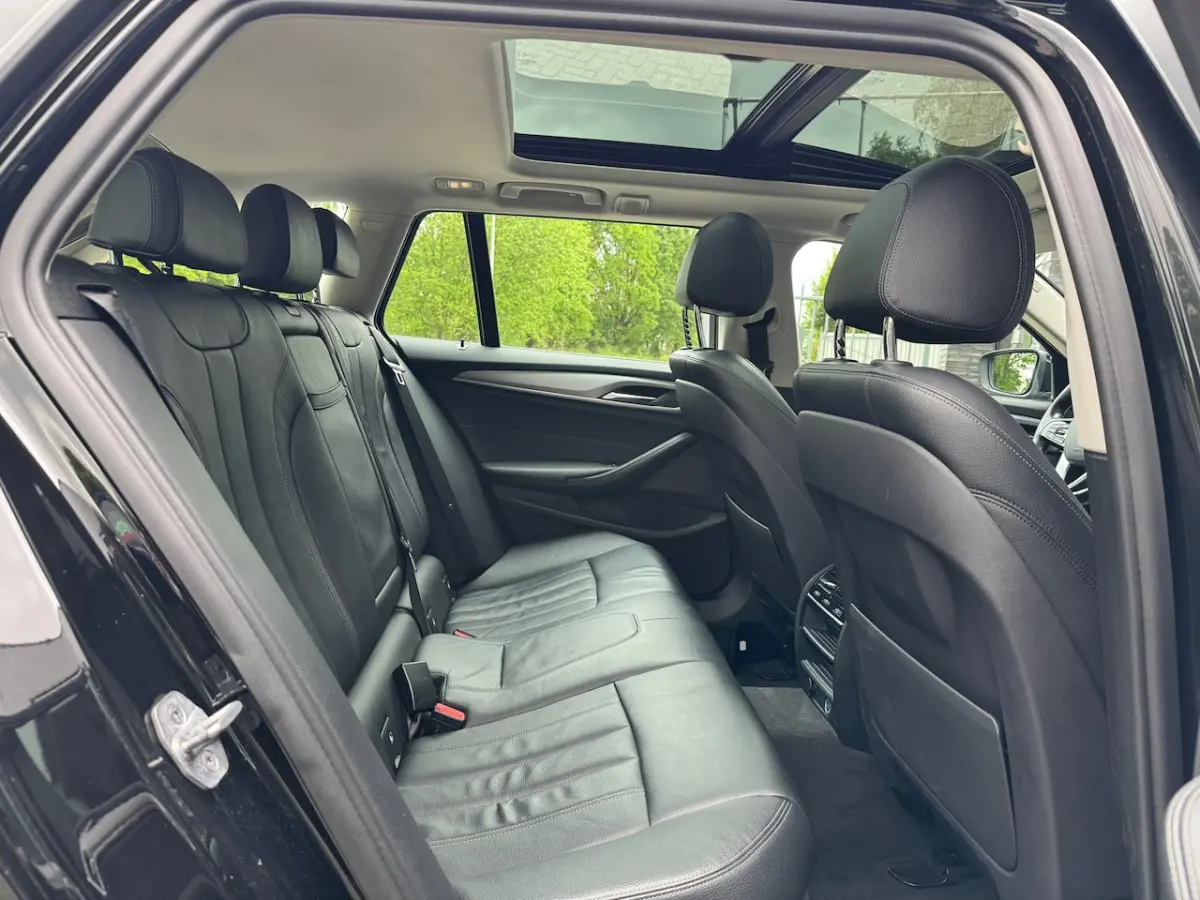 540i xDrive High Executive HUD, Pano, Navi, LED, PDC