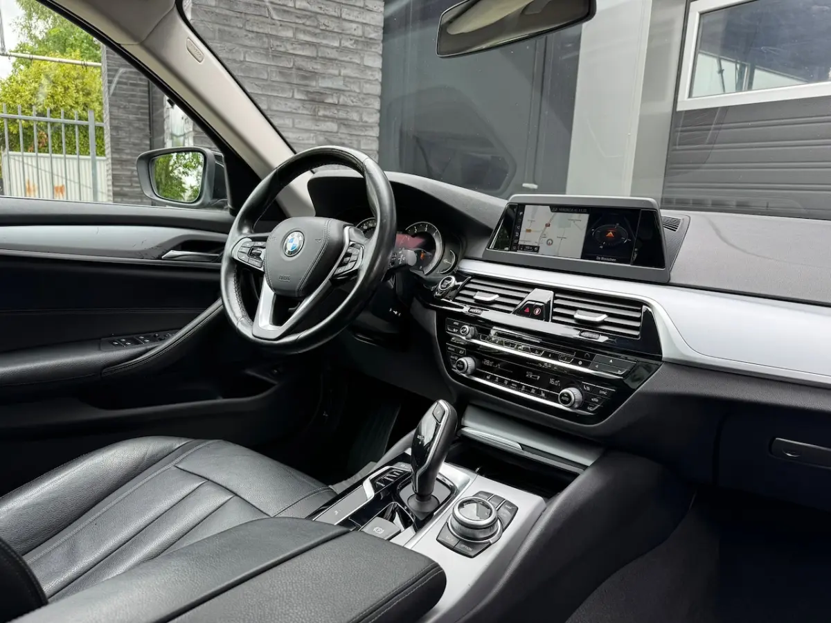 540i xDrive High Executive HUD, Pano, Navi, LED, PDC