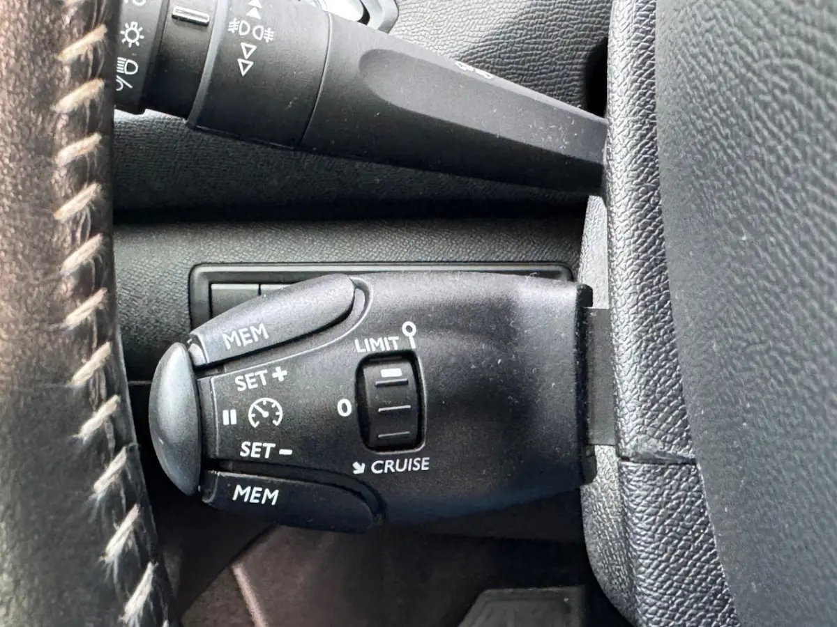 1.6 BlueHDI Blue Lease Premium EXPORT PRIJS 360 Camera, Pano, Keyless, Navi, Cruise, Clima