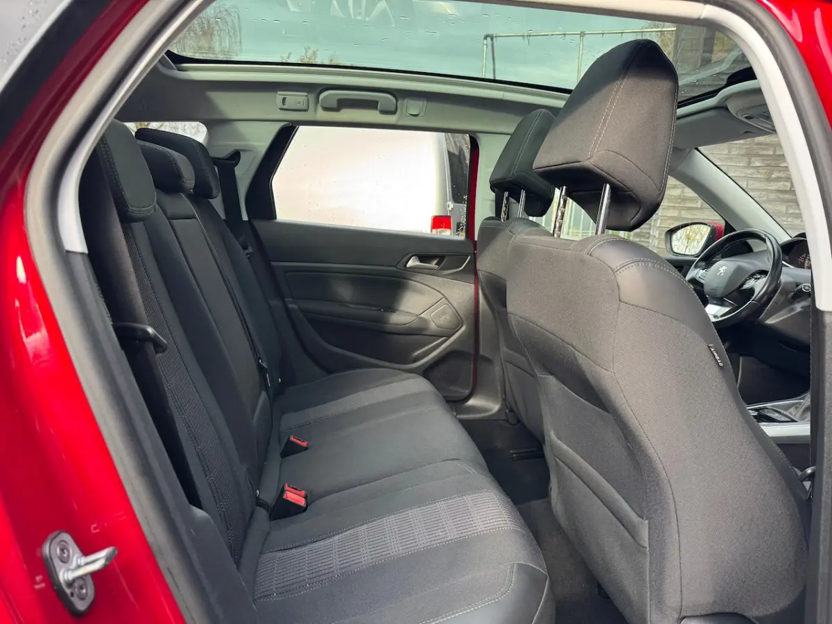 1.6 BlueHDI Blue Lease Premium EXPORT PRIJS 360 Camera, Pano, Keyless, Navi, Cruise, Clima