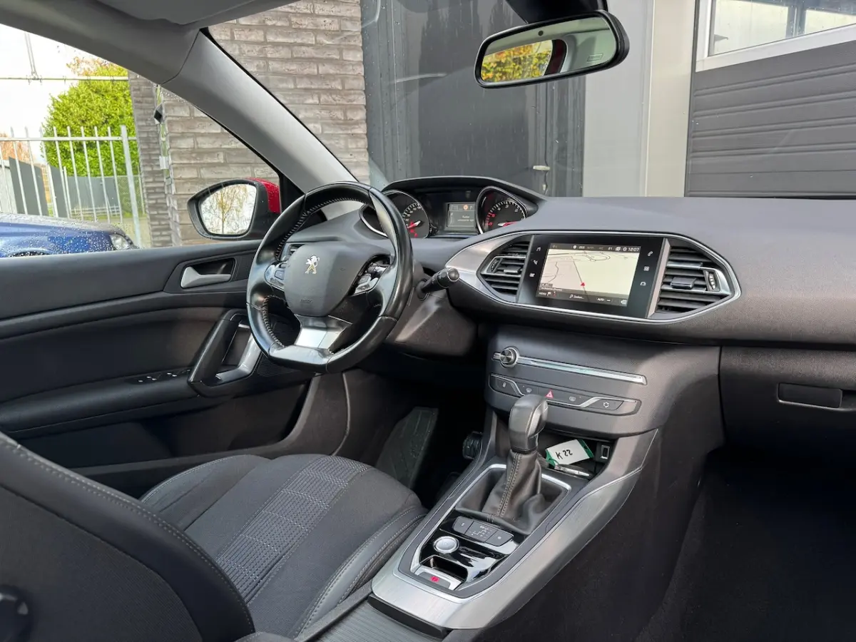 1.6 BlueHDI Blue Lease Premium EXPORT PRIJS 360 Camera, Pano, Keyless, Navi, Cruise, Clima