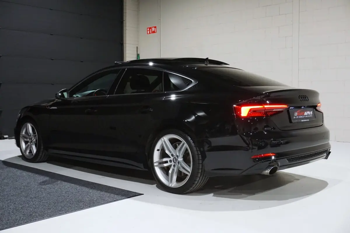 2.0 TFSI S-line 252PK Quattro Pano B&O 360