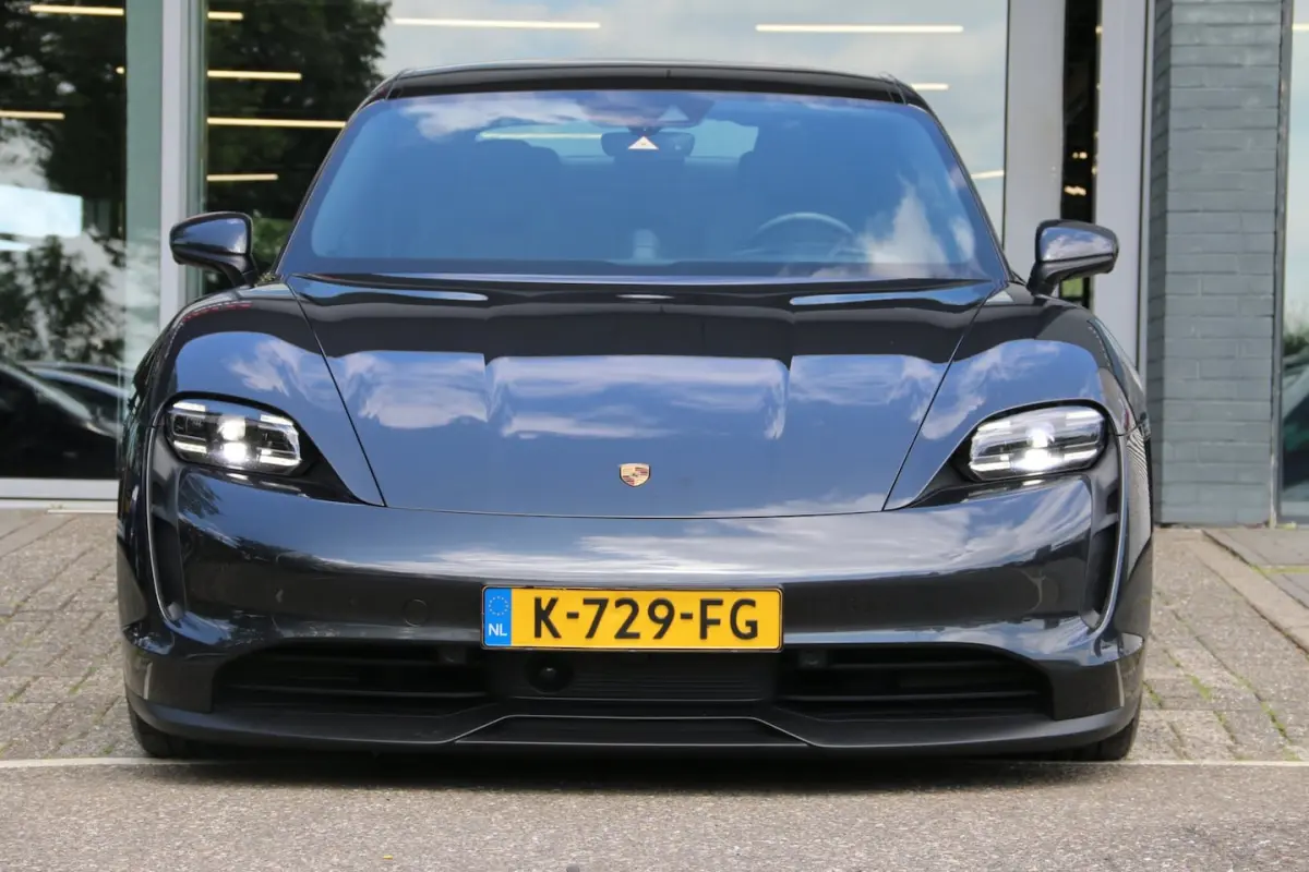 4S Performance 94 kWh â¬146.000- np