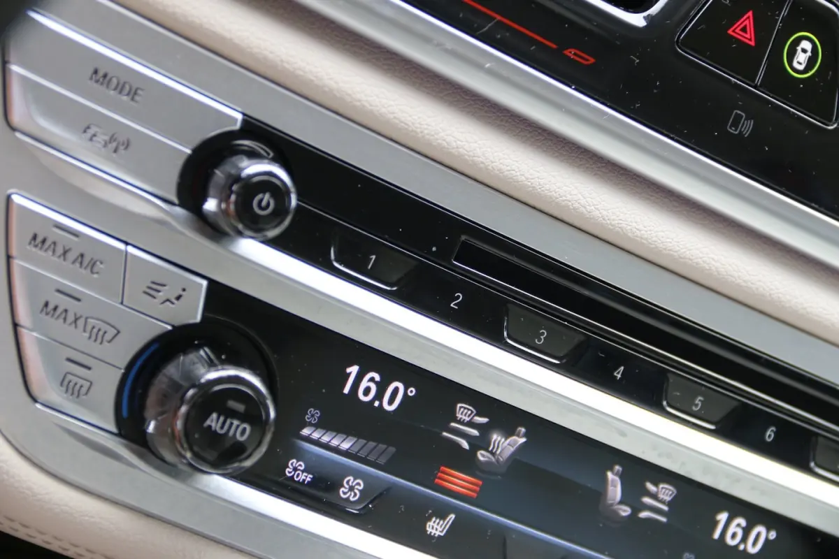 740i High Executive