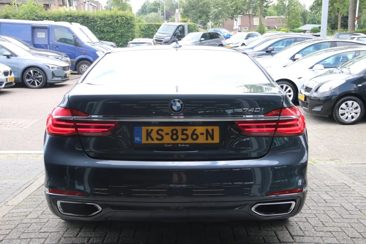 740i High Executive