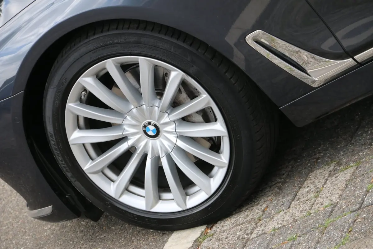 740i High Executive