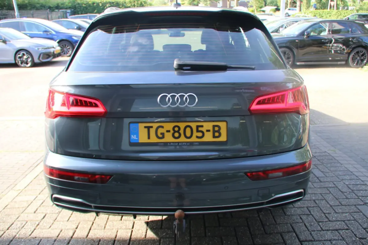 2.0 TFSI quattro Sport S Line Edition PANO-DAK