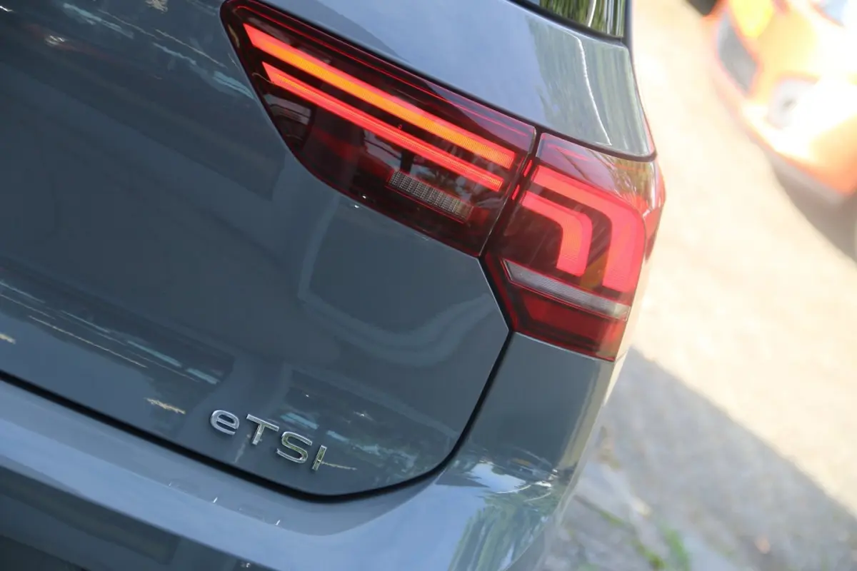 1.5 eTSI R-Line Edition PANO-DAK