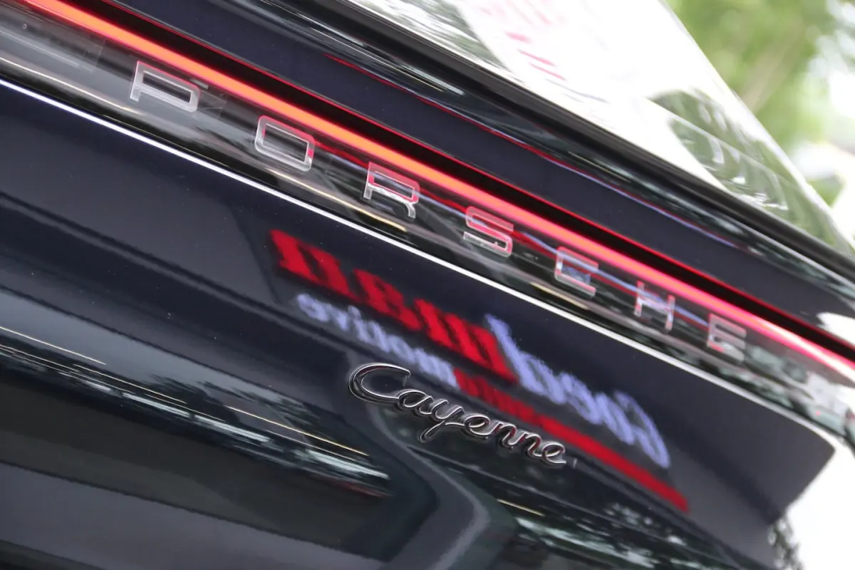 3.0 E-Hybrid NL-AUTO NAP LUCHTVERING TREKHAAK DEALER ONDH