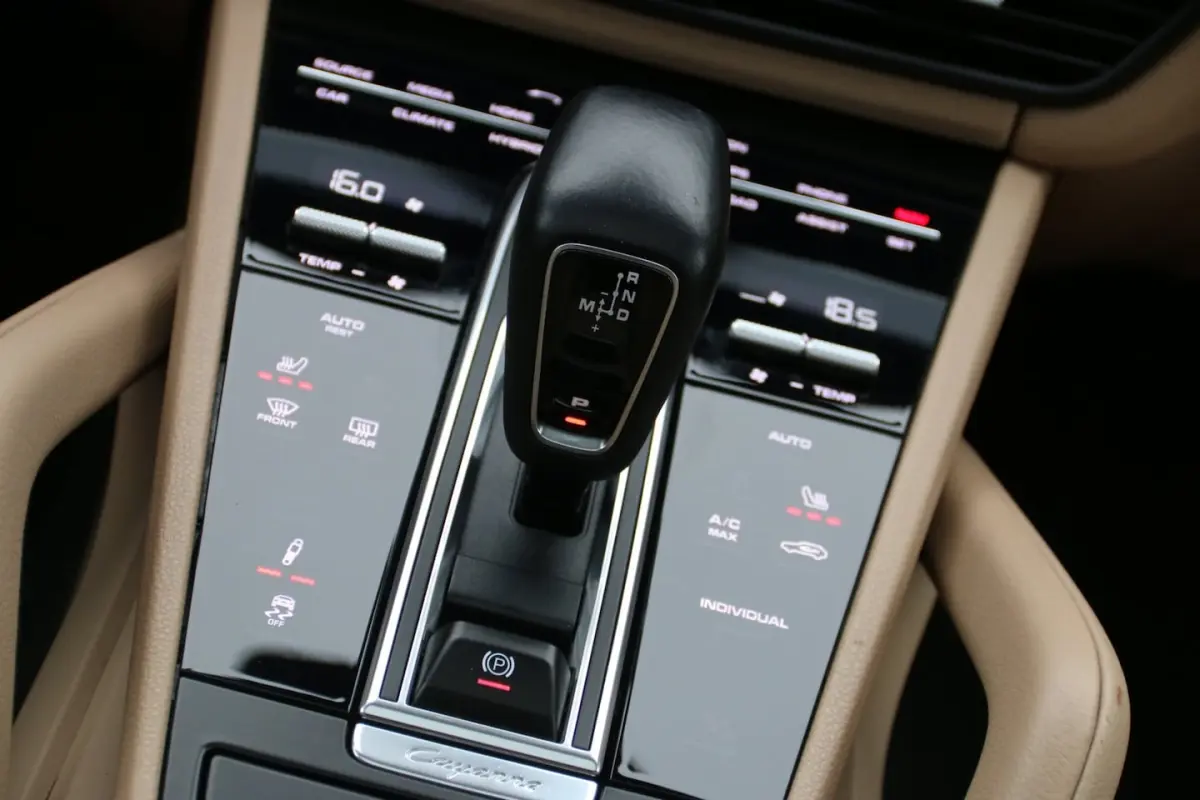 3.0 E-Hybrid NL-AUTO NAP LUCHTVERING TREKHAAK DEALER ONDH