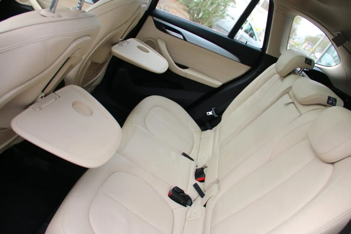 XDrive20i Essential