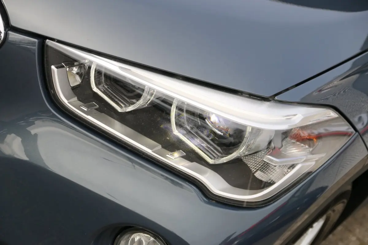 XDrive20i Essential