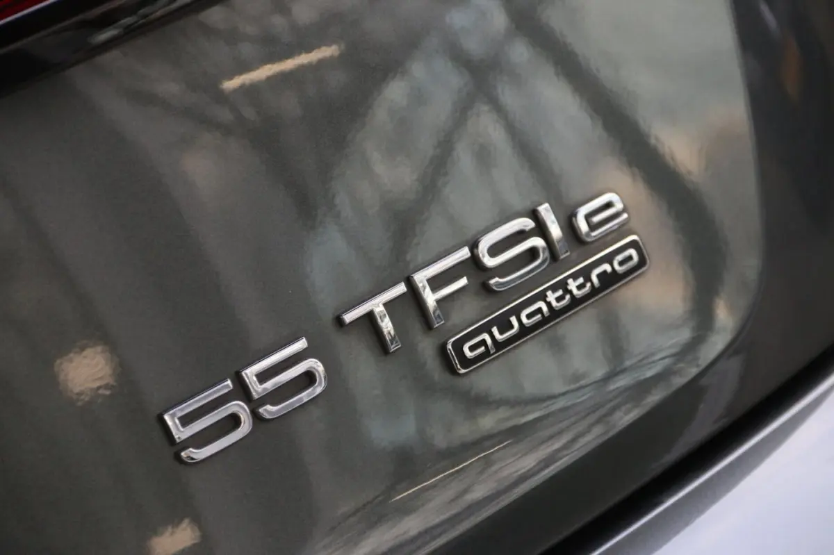 55 TFSI e S-LINE PANO-DAK LUCHTVERING